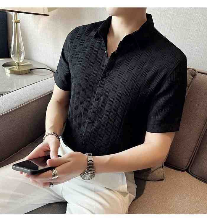 Men’s Black Slim Fit Textured Short Sleeve Shirt